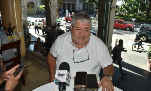  Manuel Huerta Ladrón de Guevara dirigente estatal de MORENA dijo  que pese a que el gobierno de Xalapa es de extracción morenista, tanto Guillermo Manzano como el presidente municipal Pedro Hipólito Rodríguez Herrero no son militantes de su partido, por lo cual se deslindó de su actuar.