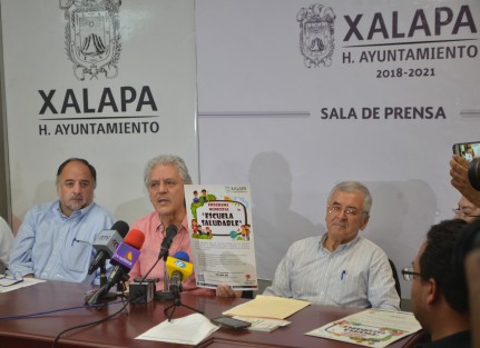El alcalde de Xalapa, Hipólito Rodríguez, también habló sobre el programa  Escuela Saludable, el cual se implementará en la ciudad.   