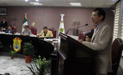 Propone diputado José Kirsch regular las ambulancias que ofrecen primeros auxilios; planteó que sean los Servicios de Salud de Veracruz los que supervisen y, en su defecto, sancionen a los prestadores de este servicio cuando incumplan con la Ley.