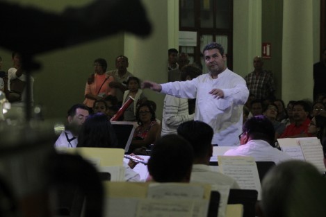 En el patio central del Palacio de Gobierno, la Banda Sinfónica del Gobierno del Estado de Veracruz ofreció un concierto la tarde de este sábado, interpretando melodías tradicionales mexicanas. Durante septiembre, eventos similares se realizarán en la casa del pueblo.