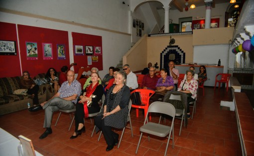 En un ambiente de amigos y familiares Magno Garcimarreo Ochoa presentó su libro Anécdotas Recogidas de Los Cuates en la Casa de la Caricatura.