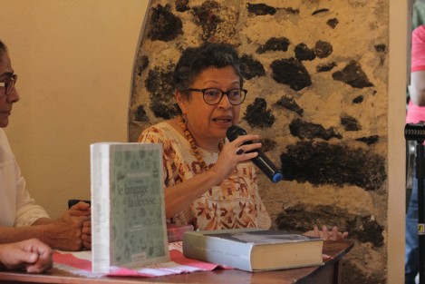 La inauguración de esta nueva galería, ubicada en Xalapeños Ilustres, a unos metros del callejón Jesús te Ampare, contó con la participación de la Doctora Esther Hernández Palacios, quien compartió con los asistentes datos de referencias que la humanidad ha hecho a esta parte del cuerpo femenino incluso desde la prehistoria, asociado a la fecundidad y la naturaleza. 