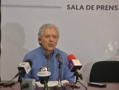 El alcalde de Xalapa comentó que él no fue convocado para sumarse a la alianza de alcaldes que ayer se presentó, por lo que considera que la misma fue  creada con fines políticos y no de apoyo a la población. 