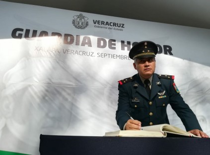 Una de las Guardias de Honor, más formales es la que realizaron los elementos de la 26 Zona Militar.  