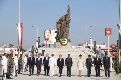 Se conmemoró el 171 aniversario de la gesta heróica de la defensa del Castillo de Chapultepec. Con una ceremonia cívico-militar en el monumento a Los Niños Héroes, a la que asistió el gobernador del estado, se recordó el hecho histórico.