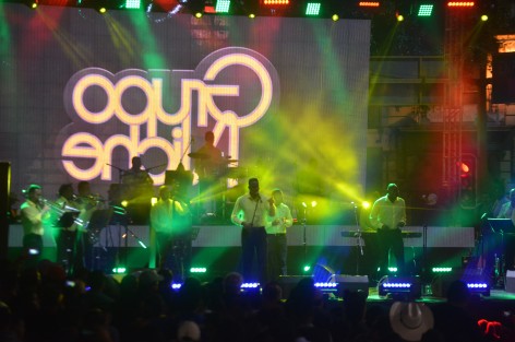 Ni el Grupo Niche levantó el festejo de la noche. 