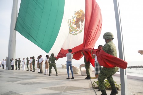 En la conurbación Veracruz -Boca del Río se llevó a cabo el desfile conmemorativo del 208 aniversario del inicio de la Guerra de Independencia de México. El evento tuvo lugar sobre el bulevar Ávila Camacho.
