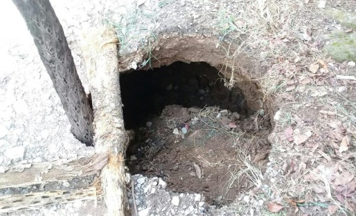 Socavón afecta a varias familias de la colonia Luis Escobar.

