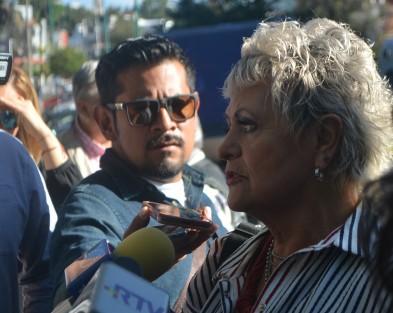 La Procuradora de Protección de niños, niñas y adolescentes en el Ayuntamiento de Xalapa, Montserrat Díaz, comentó que el DIF Municipal de Xalapa está apoyando en todas las campañas para evitar el embarazo adolescente, ya que en la capital se están atendiendo alrededor de un caso mensual.  