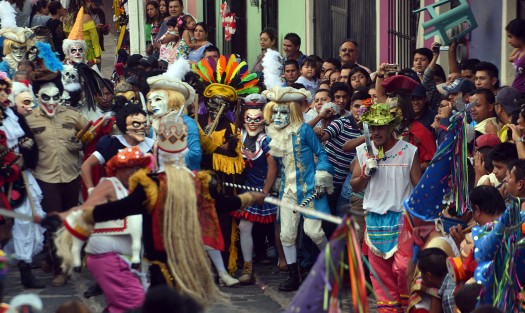 Visitantes de Xalapa y la región se dieron cita para disfrutar de la gastronomía del lugar y además de los danzantes.