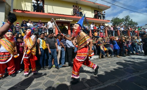 Visitantes de Xalapa y la región se dieron cita para disfrutar de la gastronomía del lugar y además de los danzantes.