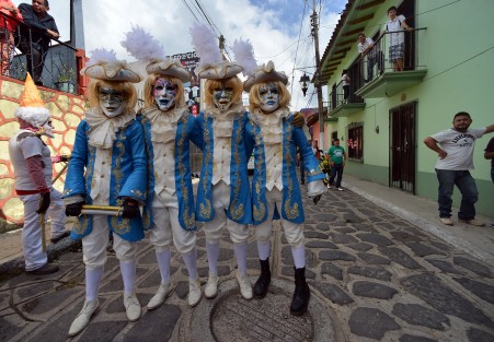 Visitantes de Xalapa y la región se dieron cita para disfrutar de la gastronomía del lugar y además de los danzantes.