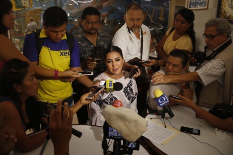La diputada federal Anilú Ingram, anunció que propuso un punto de acuerdo para crear una comisión especial que coadyuve en la preparación de los festejos de los 500 Años de la ciudad de Veracruz.
