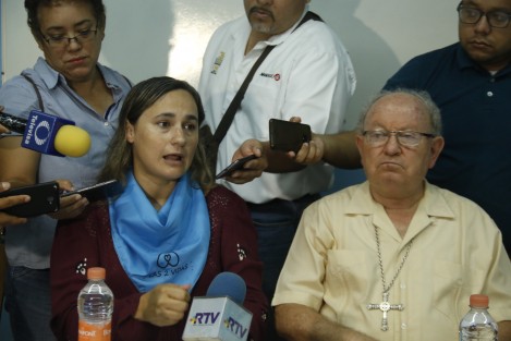 El obispo de Veracruz, Luis Felipe Gallardo Martín del Campo, y  el Frente Nacional por la Familia, invitaron a la <em>Cruzada de oración por la vida</em>.