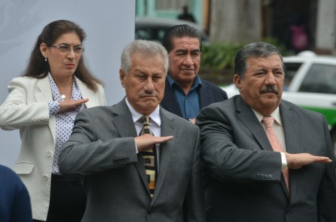 Empresaria encaró a Jaime Téllez Marié, titular de la SSP, ya que hace una semana su tienda fue vaciada y dijo vivir cerca del centro, a unas cuadras de la torre de la SSP 