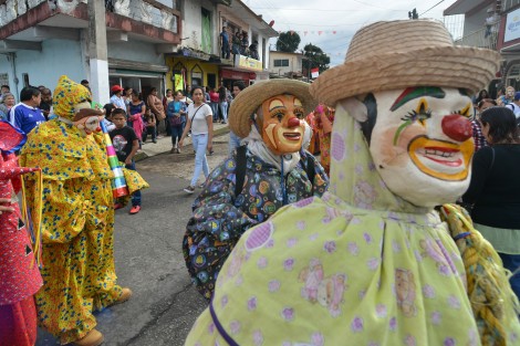 En el vecino municipio de Coatepec se llevó a cabo la tradicional bajada de arcos en honor a San Jerónimo.