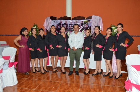 Egresan de la licenciatura de Trabajo Social, la UPAV sigue dando profesionistas a la sociedad.
