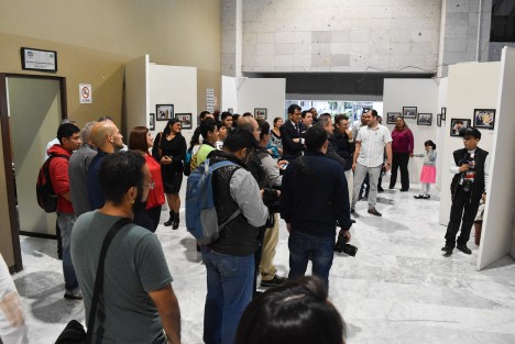 En el Palacio Legislativo fue inaugurada la exposición fotográfica Gráfica Democracias, de nuestro compañero fotorreportero Víctor Fuentes Domíanguez, Vic-man. 