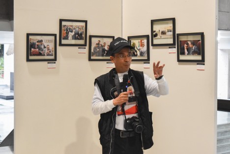 En el Palacio Legislativo fue inaugurada la exposición fotográfica Gráfica Democracias, de nuestro compañero fotorreportero Víctor Fuentes Domíanguez, Vic-man. 