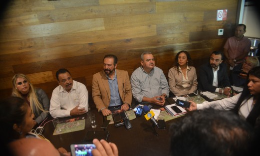 Integrantes del grupo nacional <em>Con AMLO Unidos Podemos</em>, anunciaron que el próximo viernes 12 de octubre se realizará el foro nacional <em>El Perfil de un Gobierno Transformador</em> en la ciudad de Xalapa,