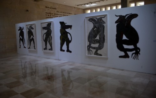  Últimos días de la exposición  <em>Bestia Clínica</em> de Sebastián Fund y Javier Arjona, en la sala de Exposiciones Temporales del Museo de Antropología de Xalapa (MAX) .