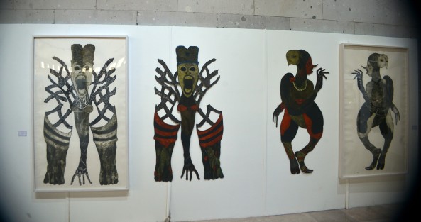  Últimos días de la exposición  <em>Bestia Clínica</em> de Sebastián Fund y Javier Arjona, en la sala de Exposiciones Temporales del Museo de Antropología de Xalapa (MAX) .