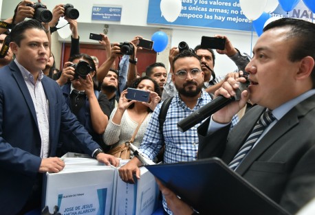 José de Jesús Mancha Alarcón se comprometió a acabar con las alianzas en los procesos electorales de los próximos años, de ganar la dirigencia estatal del Partido Acción Nacional (PAN).