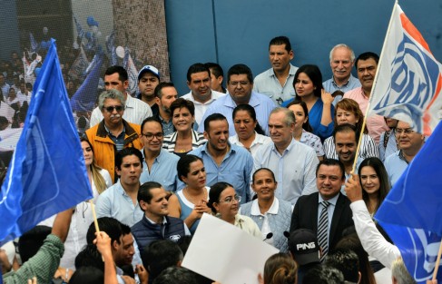 En su mensaje a la militancia, el panista, aseguró estar dispuesto a acabar la alianza que el partido mantenía con el Partido de la Revolución Democrática (PRD) en 2016 y la que realizó con el PRD y Movimiento Ciudadano en 2018, ambas en la elección de gobernador. 