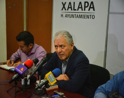 En conferencia de prensa el alcalde de Xalapa, Hipólito Rodríguez, dijo que ya se contemplan tres predios donde se podría poner un nuevo relleno sanitario, los cuales dijo todavía no se pueden dar a conocer.