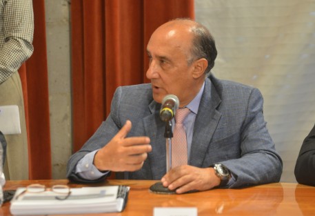 Se expuso que, para la Secretaría de Salud de Veracruz (Sesver), se destinaron 307 millones 884 mil 98 pesos, toda vez que había 696 proyectos de obra inconclusos. 
