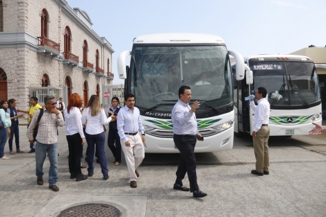 Un grupo de empresarios que conforman la Misión Querétaro-Veracruz, realizaron una recorrido poe el interior del puerto de Veracruz para conocer los avances y alcances que tendrá el nuevo recinto portuario.