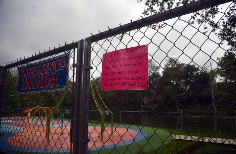 En el paseo de los lagos se encuentran cerrados los juegos acuáticos por falta de electricidad este espacio que brinda diversión  a los niños  que visitan en este espacio. 