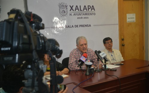 Hipólito Rodríguez Herrero, alcalde de Xalapa, insistió en que no hay riesgo de que Quimixtlán, Puebla evite el suministro de agua para esta capital, luego de pláticas que se han sostenido con las nuevas autoridades de ese municipio.  