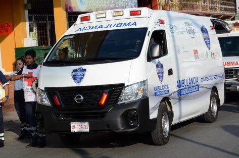 Ambulancia del sistema SIRENA se activa en Tlapacoyan para servicio de la población.
