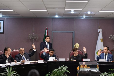 Diputadas y diputados del Grupo Legislativo del Partido Acción Nacional (PAN), en el Congreso de Veracruz, presentaron la iniciativa que reforma la Ley que Crea el Instituto Veracruzano de las Mujeres. 