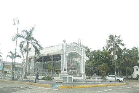 Taxistas que convocaron a una manifestación para hoy, en la que protestarían por los operativos de tránsito y las medidas recaudatorias por parte del gobierno estatal en contra del gremio, en la ciudad de Veracruz, no se presentaron al lugar indicado.