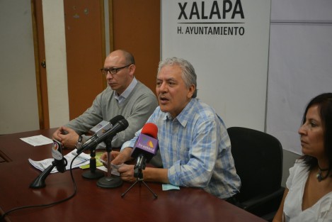 El alcalde de Xalapa Hipólito Rodríguez  dijo que las afectaciones que hubo en la ciudad se debieron a la  acumulación de basura que tira la gente en las calles.  