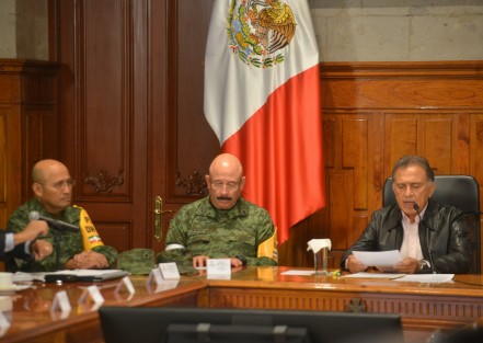 También se han registrado 21 deslaves. Y un total de mil personas han sido evacuadas.