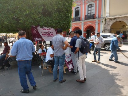 Los cordobeses participan en la encuesta nacional sobre la construcción del nuevo aeropuerto. 