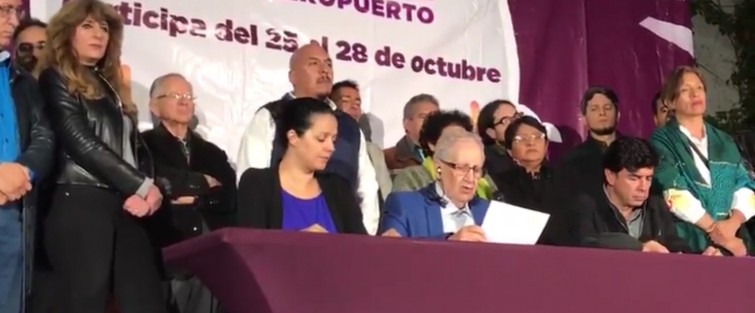 El equipo del presidente electo de México, AMLO, informó la noche de este domingo  los resultados de la encuesta sobre la construcción del Nuevo Aeropuerto Internacional de México, donde la opción de Santa Lucía  obtuvo 69.95%, contra el 29% a favor de Texcoco, de los apenas 747 mil votos emitidos en toda la república