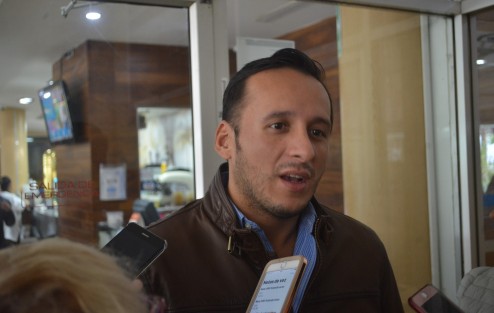 El diputado local Sergio Hernández considera que la próxima legislatura no cuenta con elementos suficientes para poder determinar la remoción del fiscal General del Estado, Jorge Winckler, esto a pesar de que en múltiples ocasiones los diputados morenistas han manifestado su intención de llevarlo a juicio político.