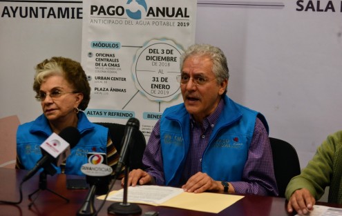 El alcalde de Xalapa, Hipólito Rodríguez, anunció el pago de agua anticipado que beneficia a las personas que consumen cierta cantidad de agua.  