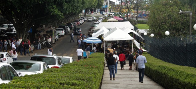 Así se vio el segundo día de la toma del Palacio Legislativo por grupos de MORENA. Diputados electos dieron una conferencia recalcando que todo es por el bien de Veracruz.