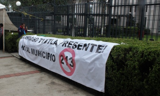 Así se vio el segundo día de la toma del Palacio Legislativo por grupos de MORENA. Diputados electos dieron una conferencia recalcando que todo es por el bien de Veracruz.