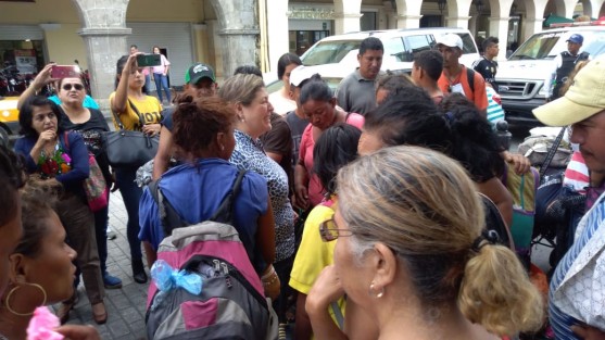 En el comedor La Esperanza del Migrante, ubicado en la congregación La Patrona, municipio de Amatlán, fueron 300 los migrantes quienes se quedaron a dormitar; principalmente familias.