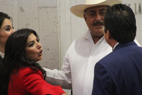 Los nuevos diputados de la LXV Legislatura, que este lunes se instaló en el Congreso del Estado. 