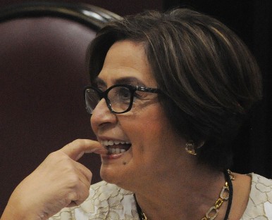 Nuevos rostros, nuevos dedos, llegan al Congreso de Veracruz, con la LXV Legislatura local.
