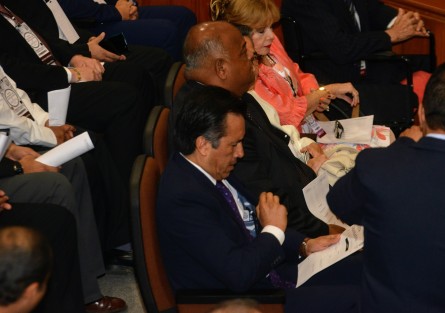 El Poder Ejecutivo respetará la plena autonomía del Poder Legislativo que recae en la LXV Legislatura que entra este lunes en funciones, afirmó el gobernador electo, Cuitláhuac García Jiménez.  
