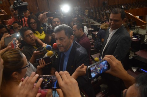 El diputado Amado Cruz Malpica, coordinador de una de las bancadas de MORENA, asegura que pese a la conformación de dos bancadas de su partido, no hay división y trabajarán con la misma agenda. 