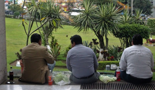 Ante la renovación de la concesión de la cafetería del Palacio Legislativo, funcionarios deben saborear su lunch al estilo de los escolapios.